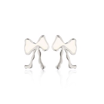 Petite Bow White ørestikker i sterling sølv, Jeberg Jewellery