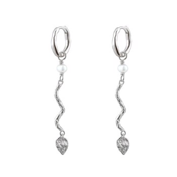 Blossom, Smukke sølv øreringe med fine perler fra danske WiOGA