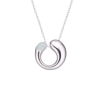 Sølvvedhæng med zirkonia og kæde