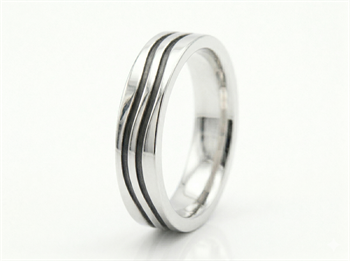 Randers Sølv herrering med skrå riller i sterling sølv