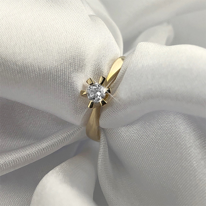 Solitaire fingerring