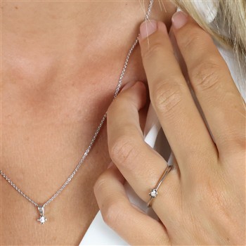 Aagaard's MARY Ring sølv LG DIAM 0,05CT W/VS