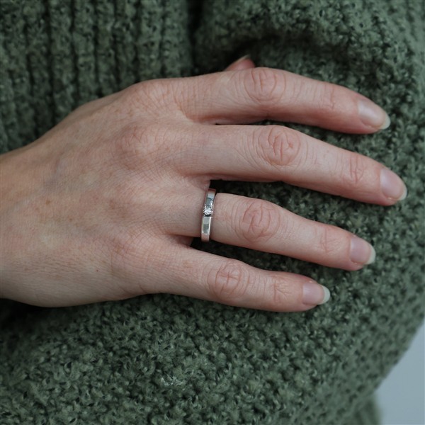 Aagaard\'s 14KT HV.D.RING BRILL.1X0,07CT WPI