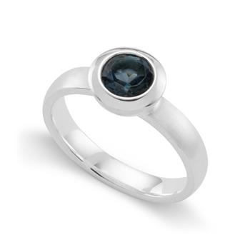 Bastian Inverun's 925/- Rh Ring blå topas 0,89,ct mat/pol