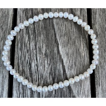 Armbånd ferskvands perler hvid elastik, fra L&G